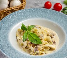 Тальяттелле с говядиной и грибами