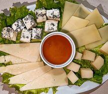 Сырная тарелка