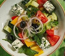 Салат грузинский