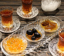 Варенье из белой черешни с грецким орехом