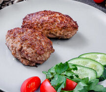 Котлеты из телятины с картофельным пюре