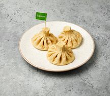 Жареные хинкали с бараниной