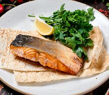 Стейк из лосося