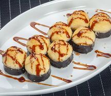 Запеченный ролл с мидиями