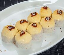 Запеченный ролл с копченым угрем