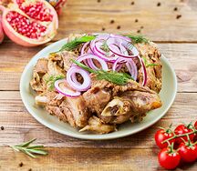 Тушеная баранина на кости