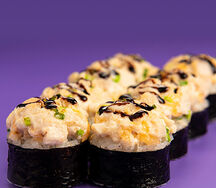 Запеченный ролл с курицей