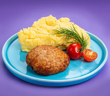 Котлетка из индейки с картофельным пюре