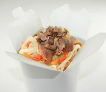Пшеничная лапша со свининой