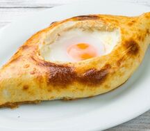Хачапури по-аджарски