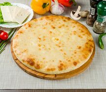 Осетинский пирог с картошкой и зеленым луком