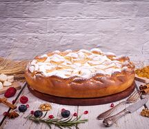 С яблоком и грецким орехом
