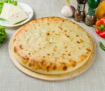 Осетинский пирог со свекольными листьями и сыром