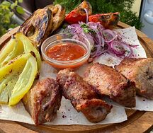 Шашлык из cвинoй шейки