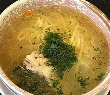 Бульон куриный с лапшой