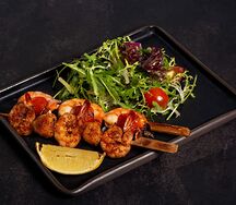 Шашлычок с гребешком и креветкой