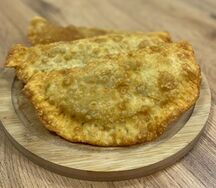 Чебурек из куриного фарша