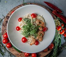 Спагетти с креветками