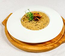 Ризотто с белыми грибами и трюфельной пастой