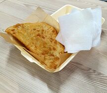 Чебурек с сыром