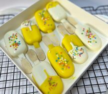 Муссовые эскимо на палочке (желтые с посыпками)
