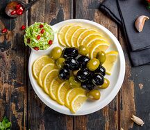 Оливки, маслины