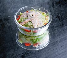 Салат Цезарь с курицей