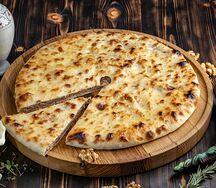 Пирог с капустой и грецким орехом (большой)