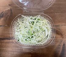 Салат из свежей капусты с огурцом
