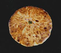 Осетинский пирог с сыром и шпинатом