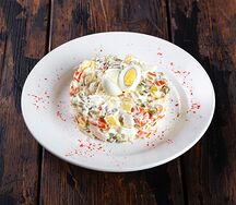 Оливье с курицей