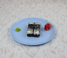 Ролл чёрная мамба