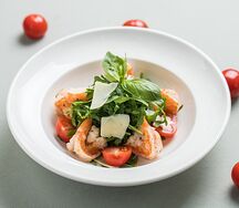 Руккола и креветки