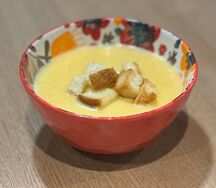 Сырный крем-суп с гренками