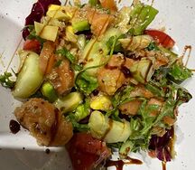 Салат с лососем