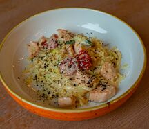 Лингвини с лососем