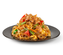 Стеклянная лапша с курицей в тайском соусе