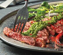 Стейк Мачете с соусом Чимичурри