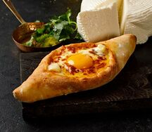 Хачапури по-аджарски