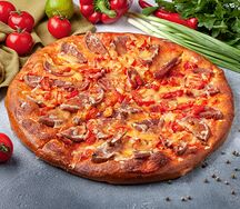 Пицца с курицей кусочек