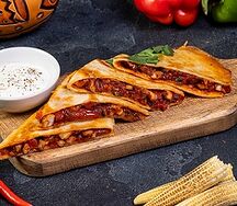 Кесадилья с курицей