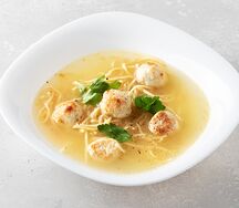 Куриная лапша с фрикадельками