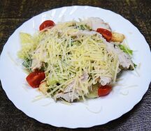 Цезарь с курицей