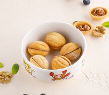 Орешки с вареной сгущенкой