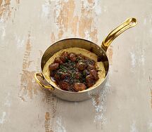 Кроличьи почки с соусом жу