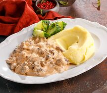 Бефстроганов с пюре