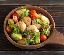 Котлеты из индейки с овощами