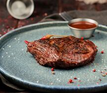 Стейк Бавет с имбирным соусом