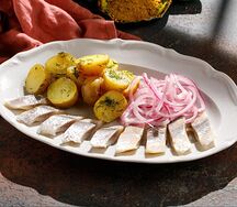 Сельдь с картофелем