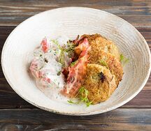 Драники с беконом и томатами